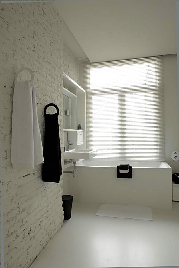 Maison Nationale City Flats & Suites