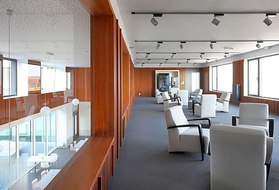 Hotel Middelpunt - Gratis Parking - Ontbijt inbegrepen!