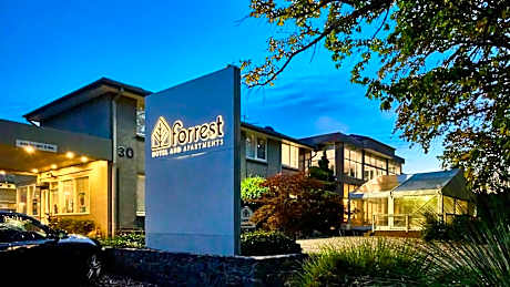 Forrest Hotel & Apartments