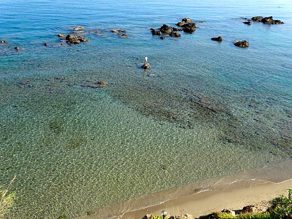 Klinakis Beach Hotel