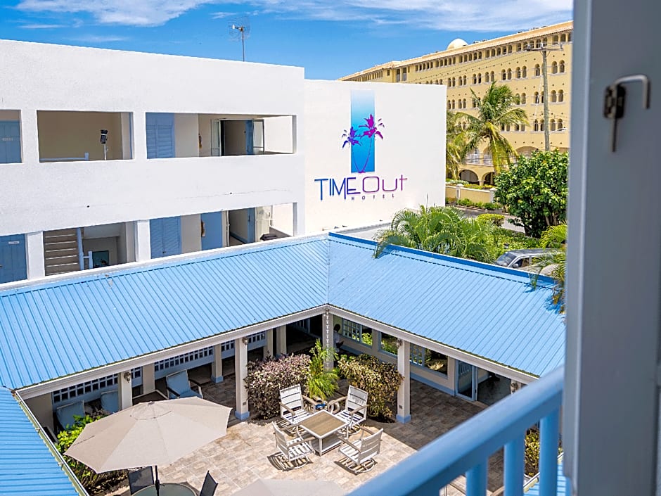 Time Out Hotel