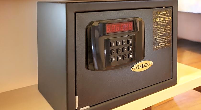 Zest Hotel Airport Jakarta