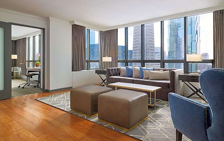 The Marquette Hotel, Curio Collection by Hilton