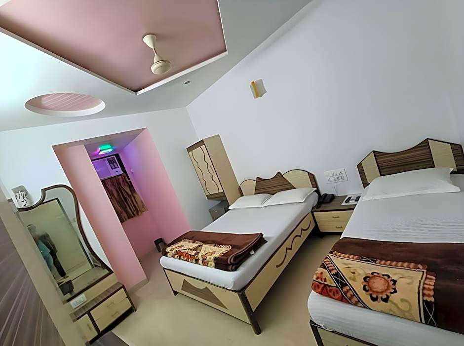 Hotel Broadway Colaba