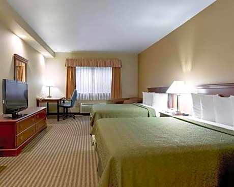 2 Queen Beds, Suite, Nonsmoking, Accessible
