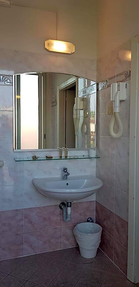 Hotel Britannia Rimini Marina centro