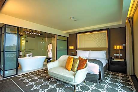 Premium King Room - Smoking