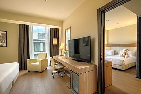 Family Connecting Rooms