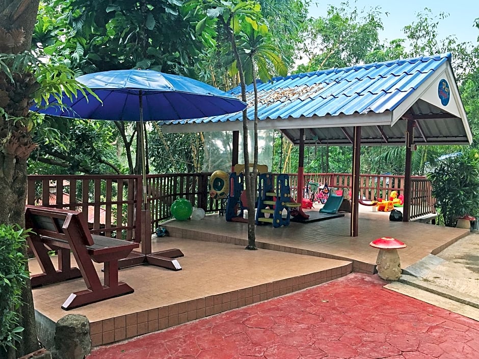 Koh Mak Buri Hut Natural Resort (SHA Extra Plus)