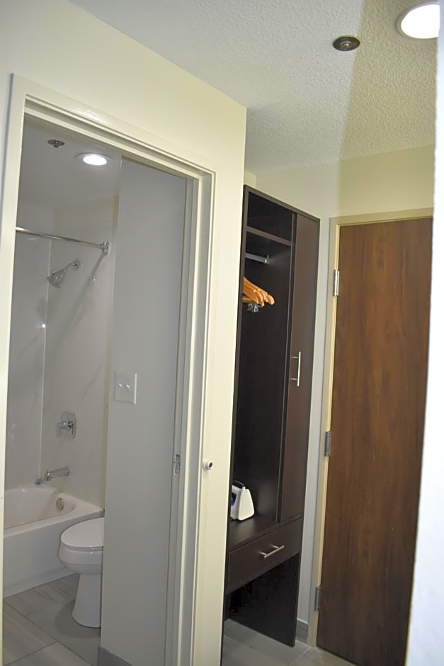 Sleep Inn & Suites West Knoxville