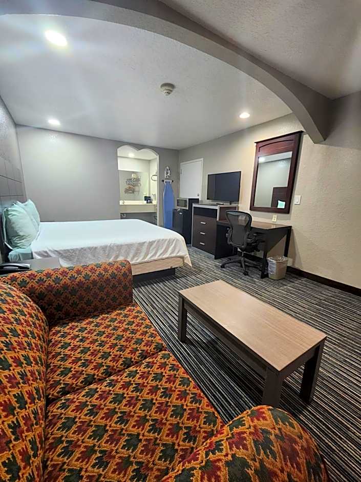 Scottish Inn and Suites Beaumont