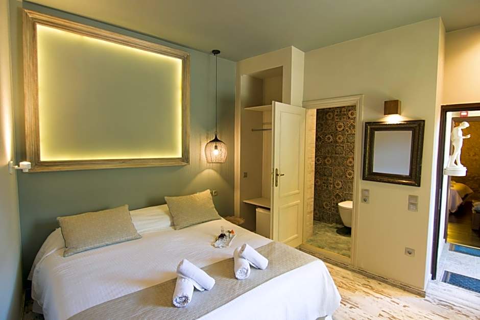 Ganimede Hotel, Galaxidi