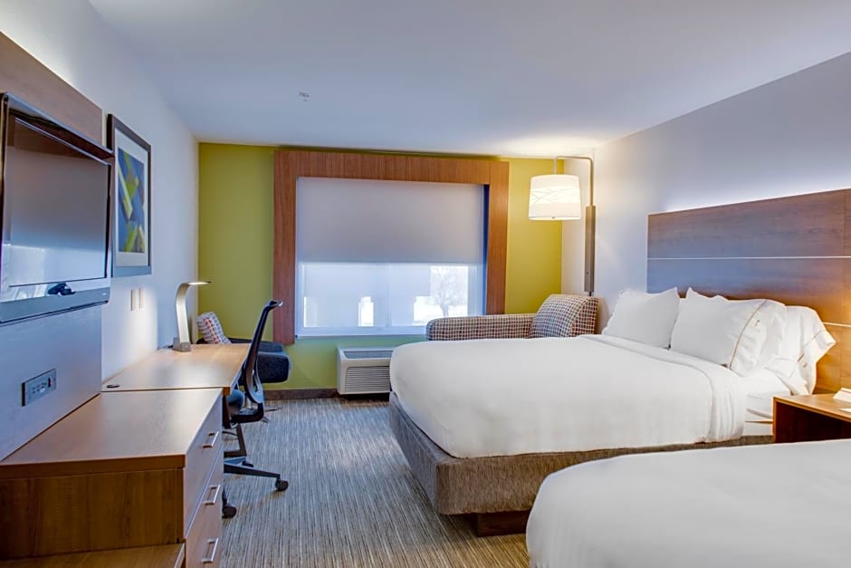 Holiday Inn Express Hotel & Suites Chickasha