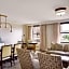The Raphael Hotel, Autograph Collection by Marriott