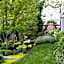Southmoreland on the Plaza an Urban Inn