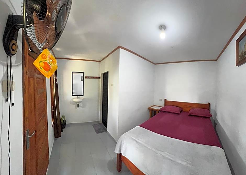 Asim Paris Guesthouse & jungle trekking