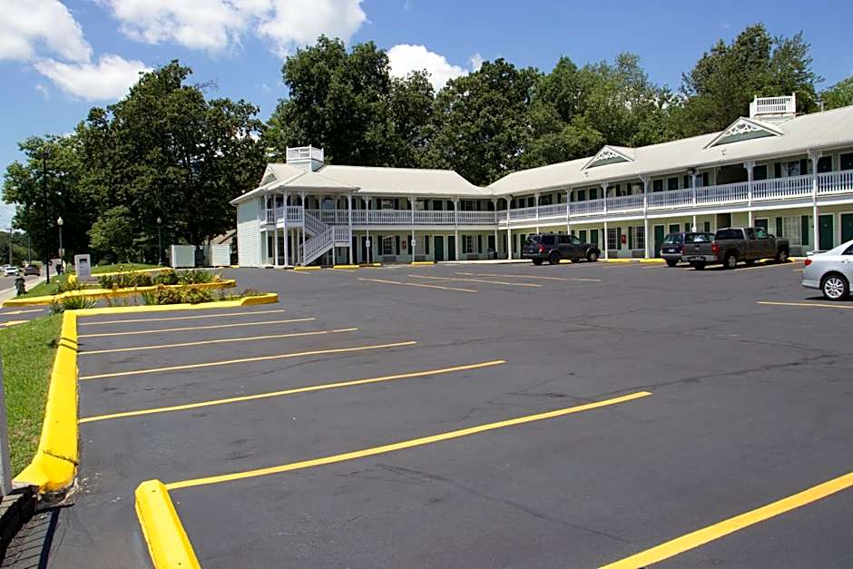 Legacy Inn - Cookeville