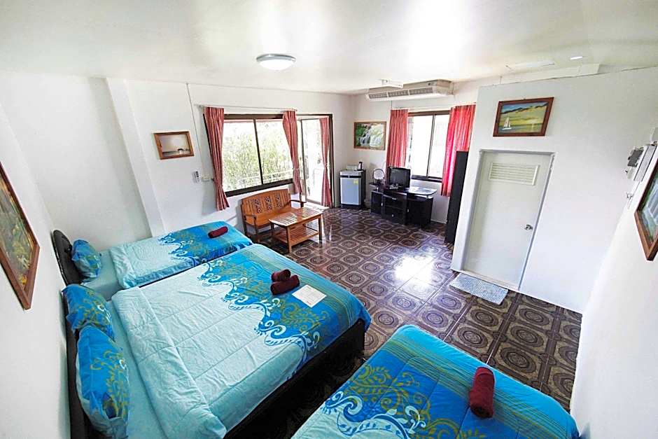 Lotus Friendly Hotel