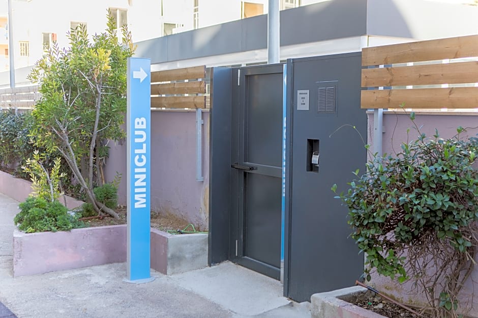 Apartamentos Turísticos Augustus