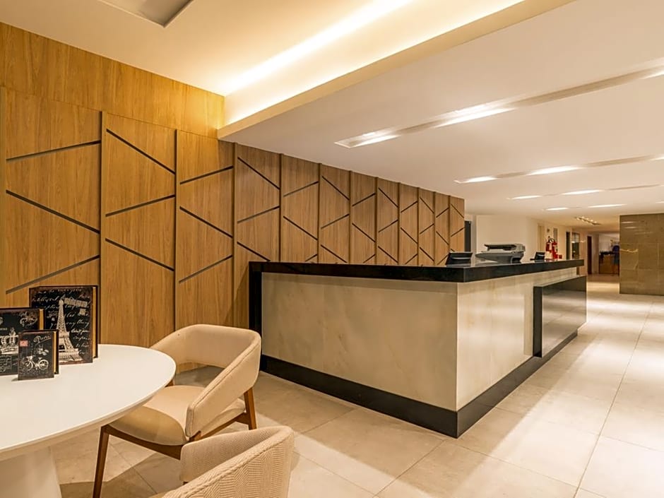 EL Aram Beach e Convention