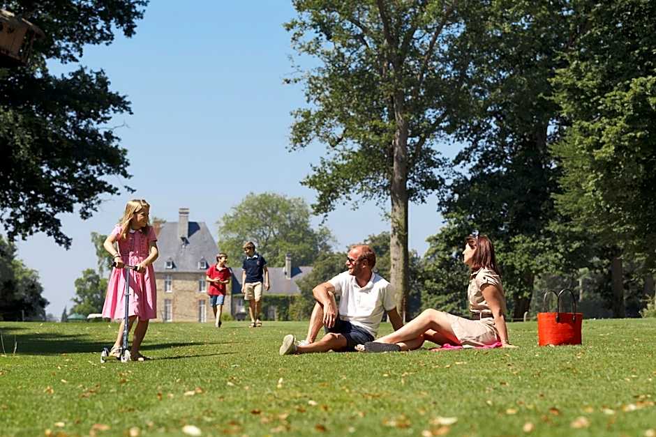 Insolites, Les Ormes, Epiniac