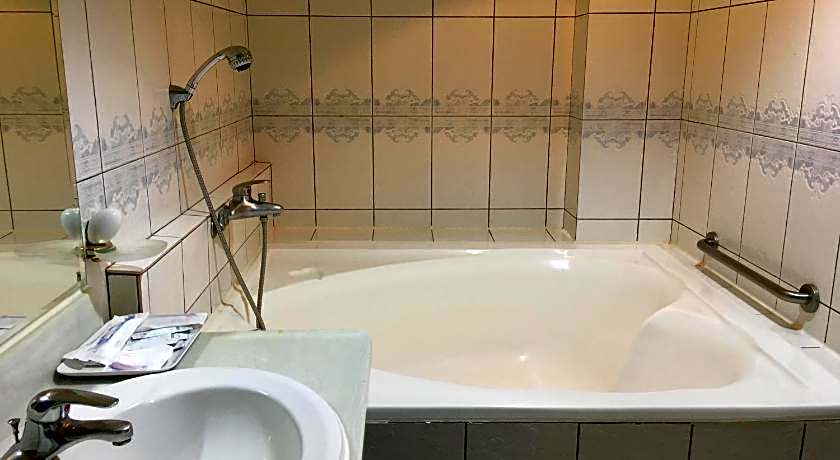 Eastern Beauty Hotel