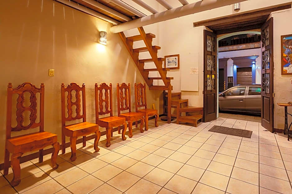 HOTEL NIUT-JA