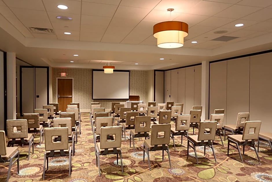 Holiday Inn Morgantown - University Area By IHG