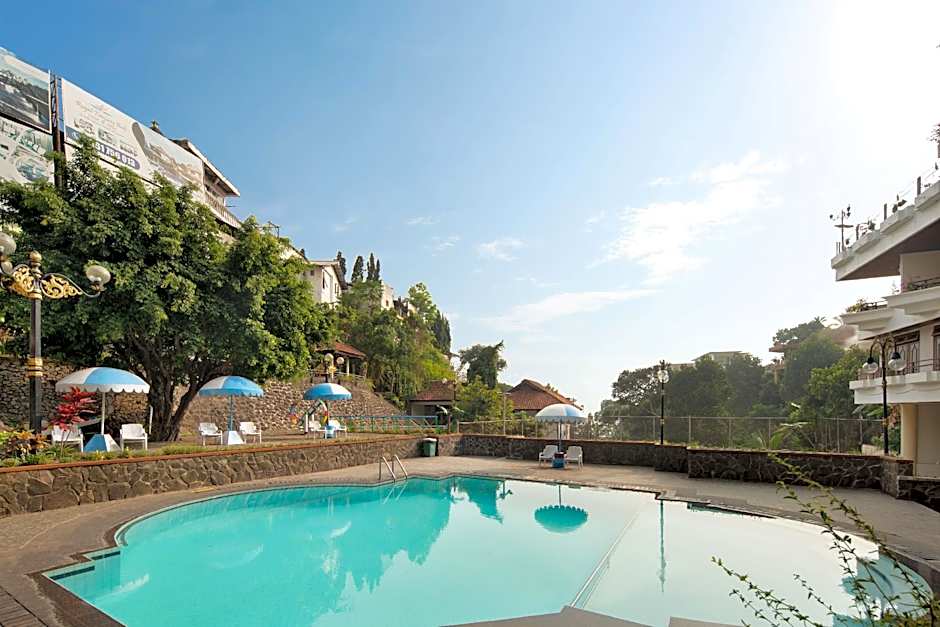 Royal Hotel and Convention Tretes