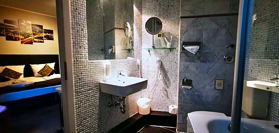 ALFA Hotel