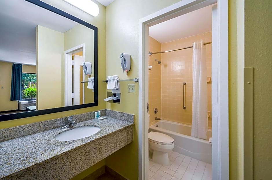 Quality Inn Fredericksburg-Central Park Area