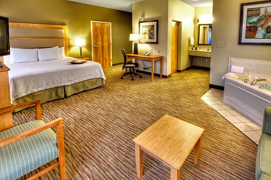 Photo 1 of 5 of Studio 1 King Bed Suite, Whirlpool