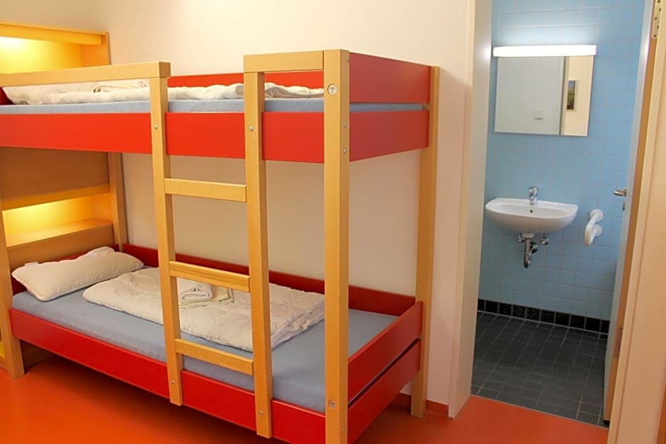 HI Munich Park Youth Hostel