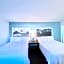 Bluebird Day Inn & Suites