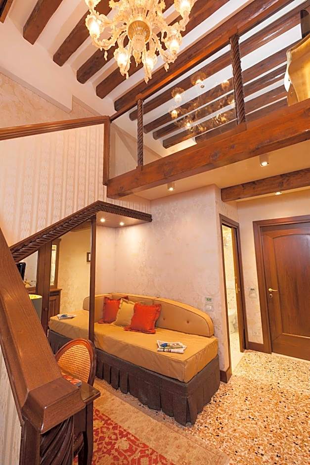 Hotel Palazzo Stern