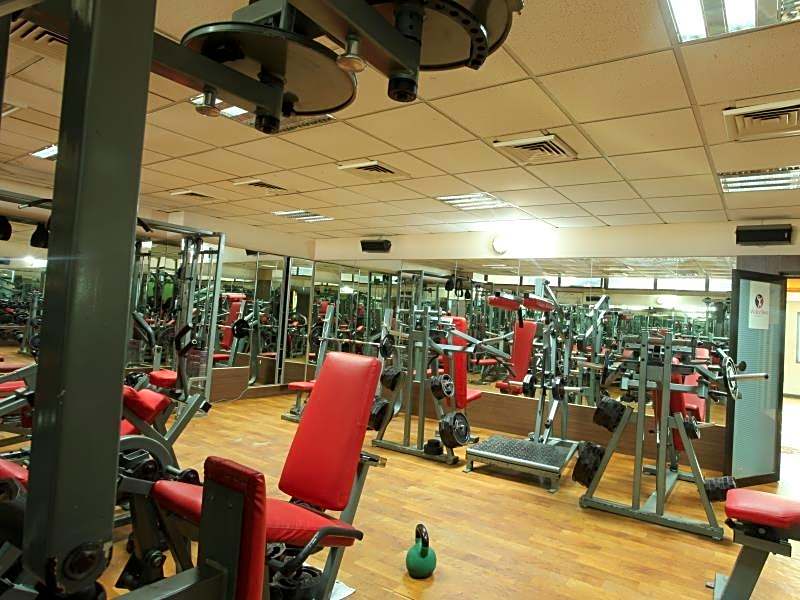 Wingston A Treehouse Hotel - Mathura