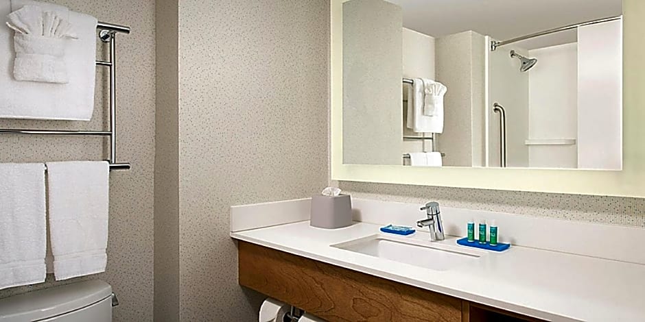 Holiday Inn Express Chesapeake - Norfolk by IHG