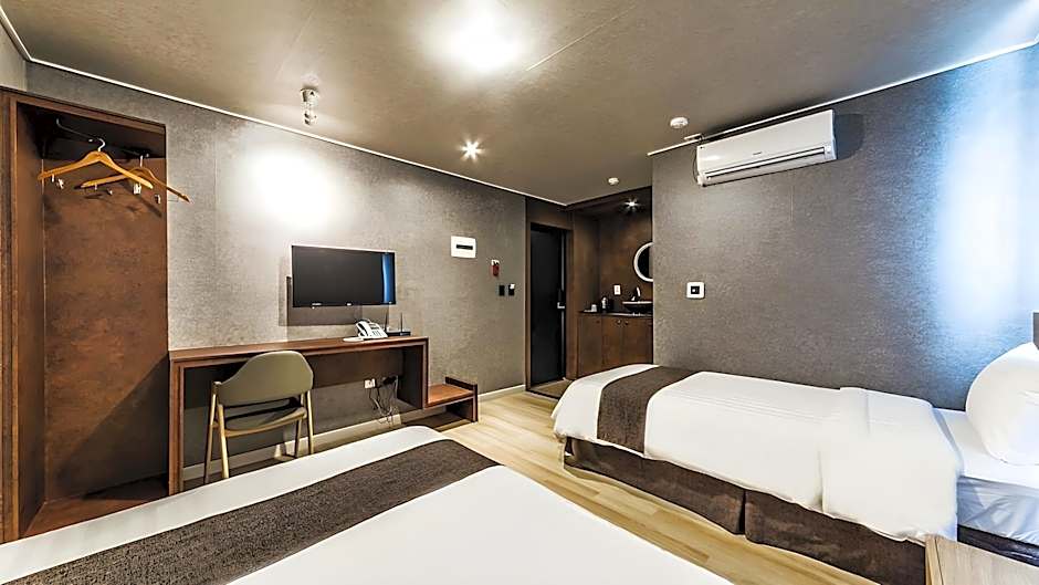 Restia Hotel Suwon Station Branch
