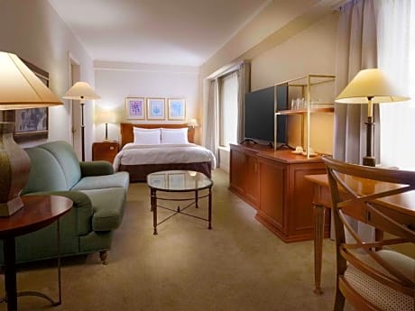 Deluxe Double Room 36sqm - Smoking