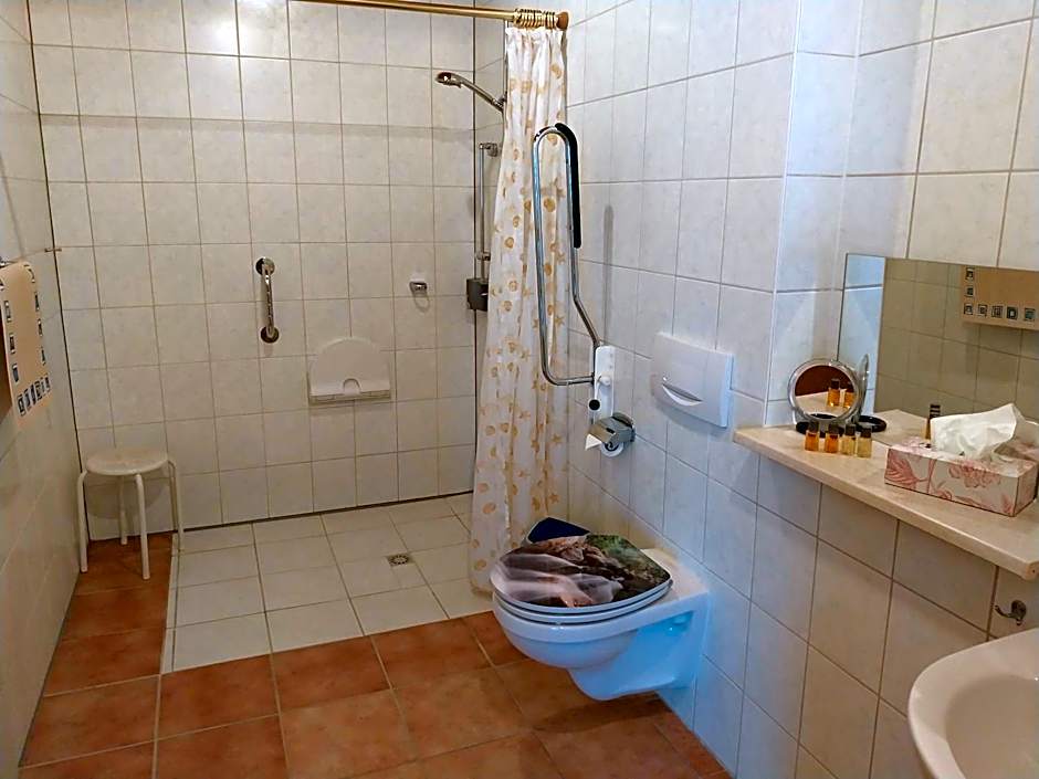 Landhotel Waldschlößchen mit Gaststube