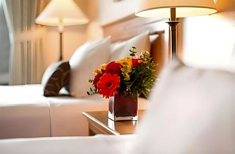 Double two queen beds