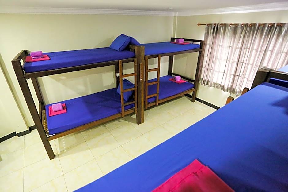 Blue Diamond Hostel