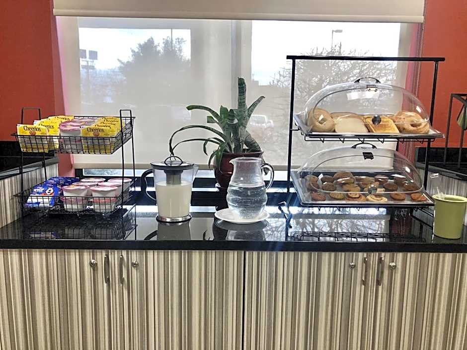 Ramada Limited Mount Sterling