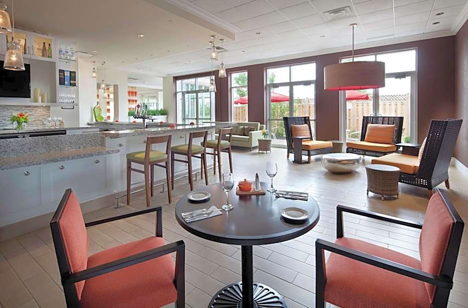 Hilton Garden Inn Montreal Airport
