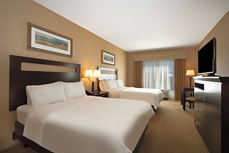 Standard Room with Two Queen Beds