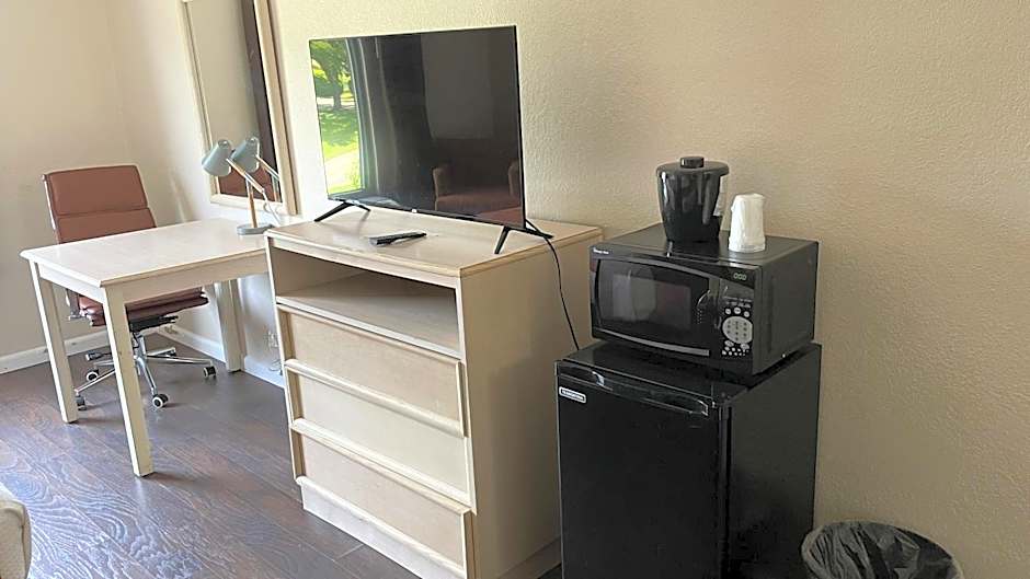 THE PARAGON of Golden Isles