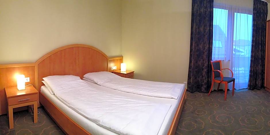 Semiramis Business Hotel