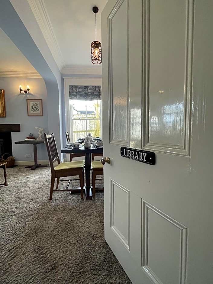 Eagle House - Award Winning B&B and Apartment