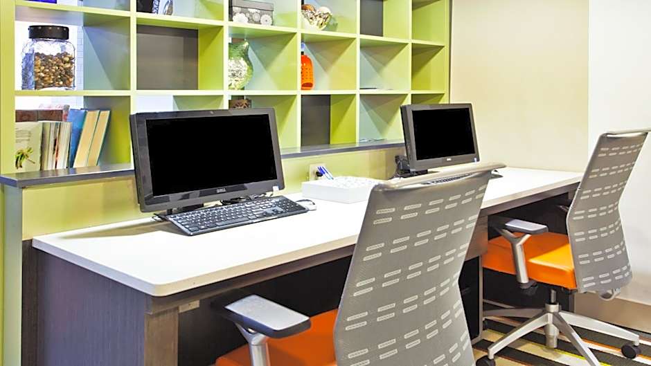 Holiday Inn Express Atlanta NW - Galleria Area By IHG