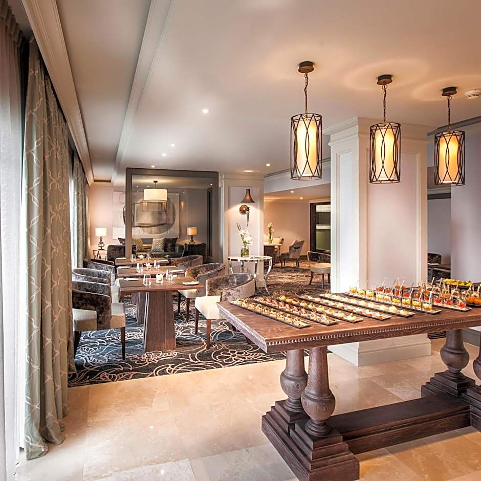 Labourdonnais Waterfront Hotel